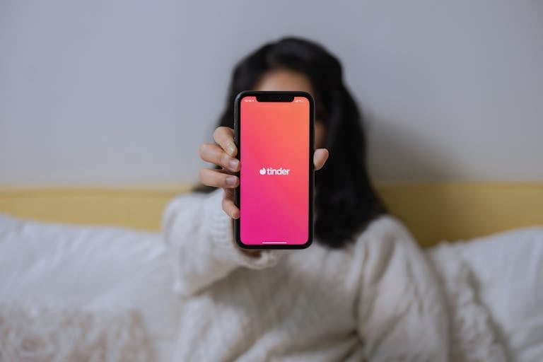 Mensajes de presentación que funcionan en Tinder